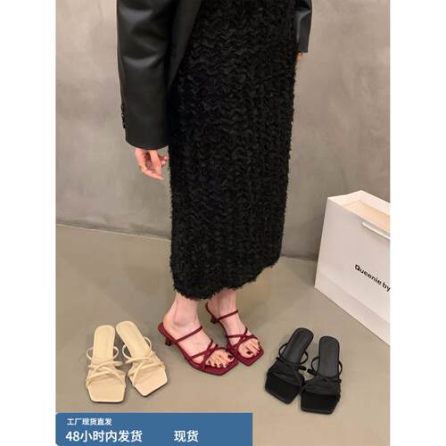 法式小高跟细带凉拖鞋仙女鞋子2025新款夏季时尚外穿气质红色凉鞋