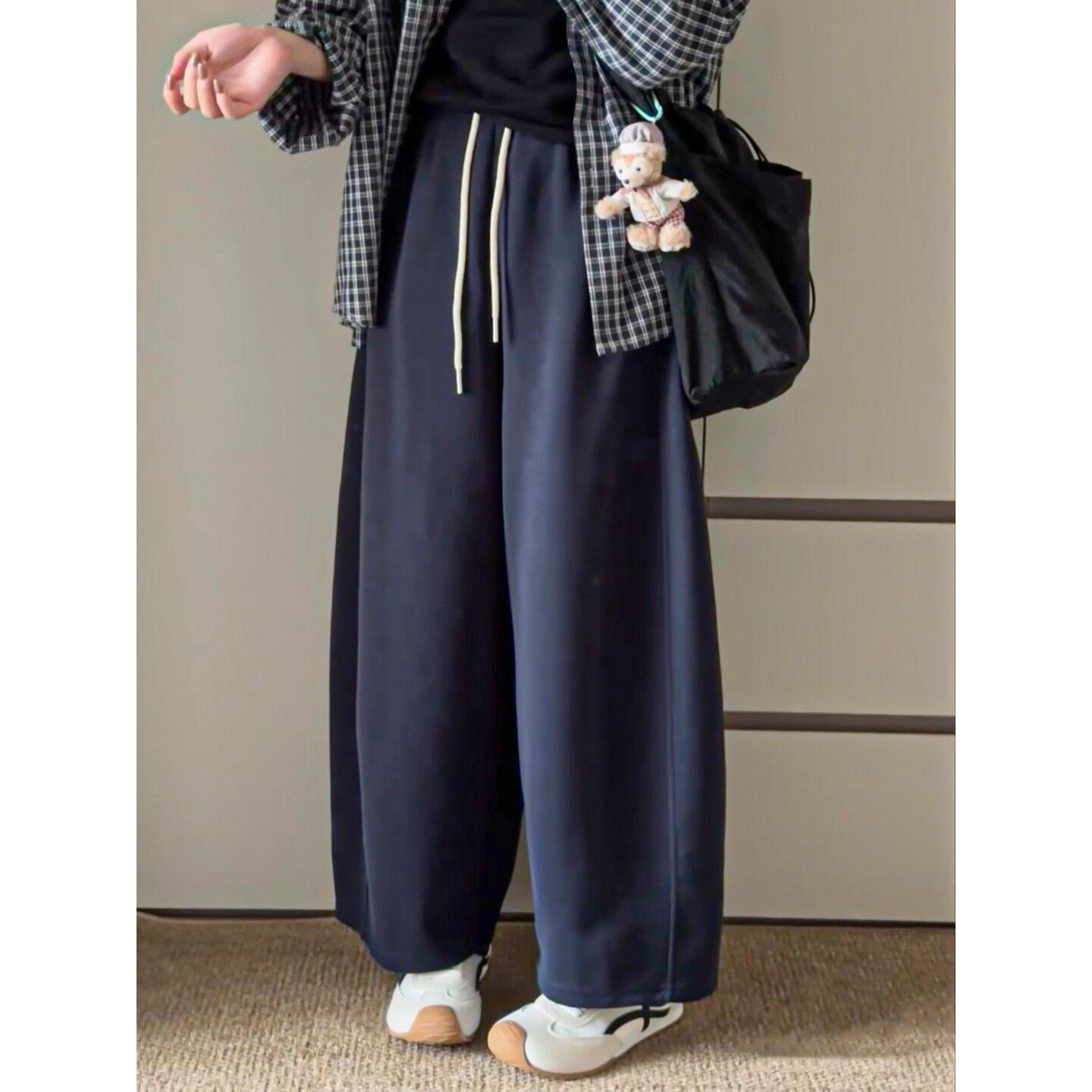 高腰弯刀阔腿裤女秋季2025新款藏青色九分裤小个子显瘦宽松休闲裤,女装/女士精品,休闲裤,淘宝优惠券,粉丝福利购,淘宝优惠卷