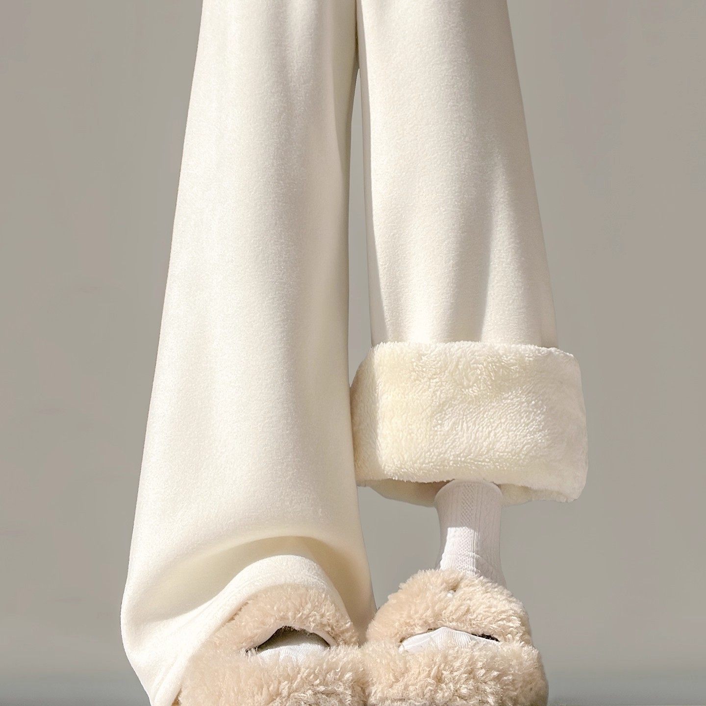 白色垂感加绒毛巾裤女秋冬2025新款高腰显瘦直筒休闲加厚阔腿裤,女装/女士精品,休闲裤,淘宝优惠券,粉丝福利购,淘宝优惠卷