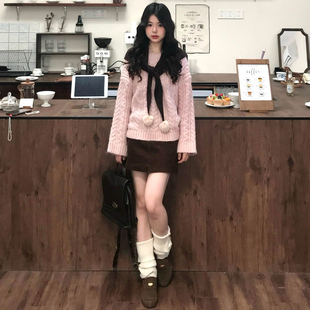 湖蓝色灯芯绒包臀短裙女春季2026新款高腰显瘦韩式简约气质半身裙