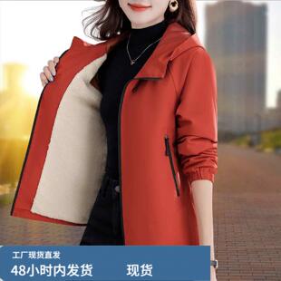 连帽加戎短外套女款秋冬新款2026年爆款中年妈妈休闲运动夹克上衣