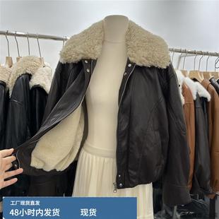 加绒皮衣外套女羊羔毛领派克服2025秋冬新款獭兔毛内里机车服上衣