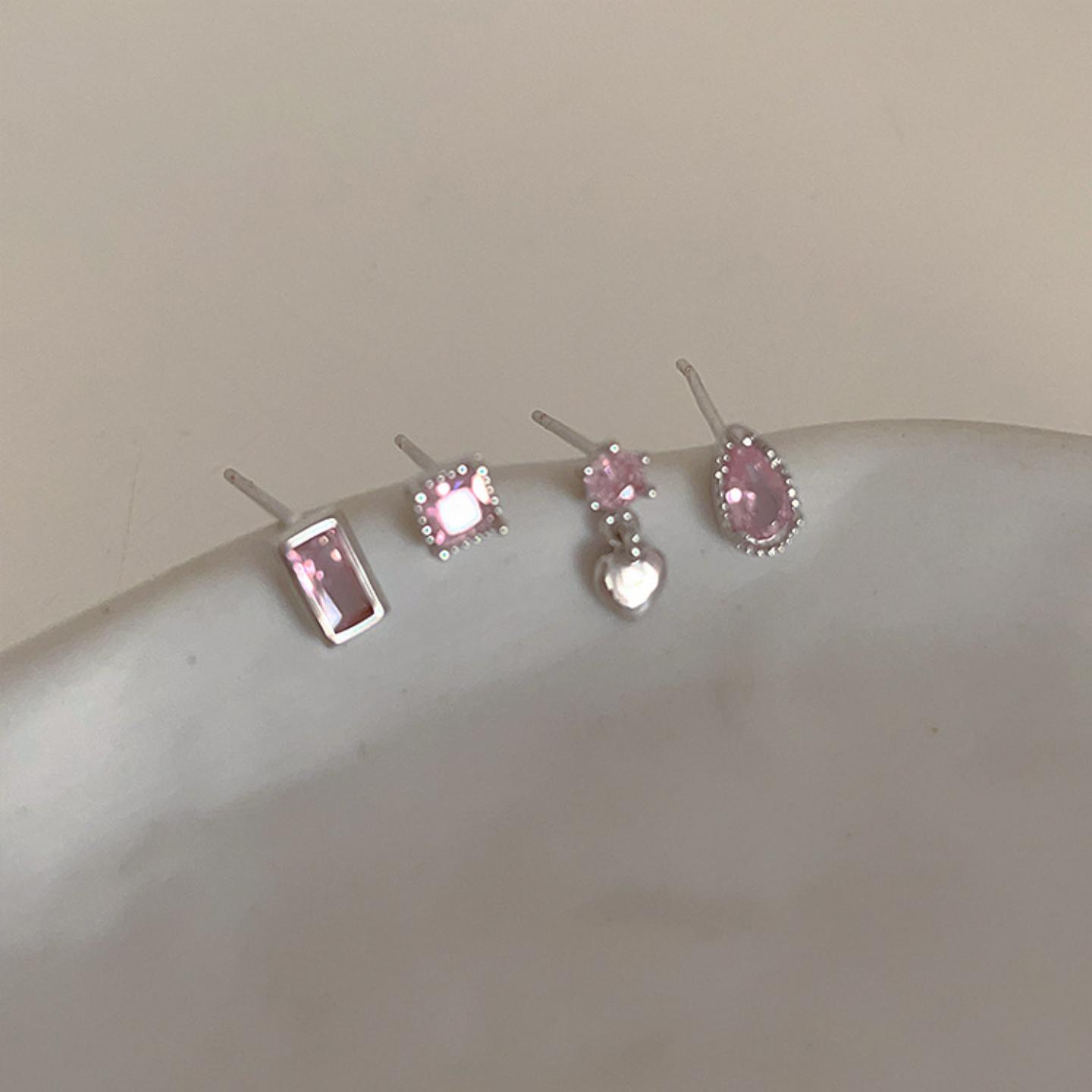 小巧几何锆石金属爱心耳钉套装女