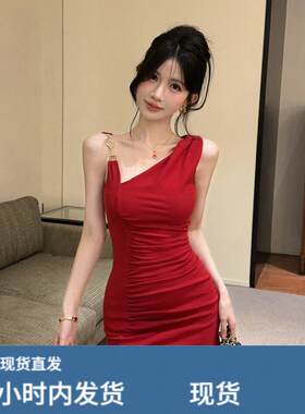 性感御姐风红色单肩包臀连衣裙女夏收腰短裙高级感辣妹显瘦小礼裙