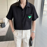 黑色