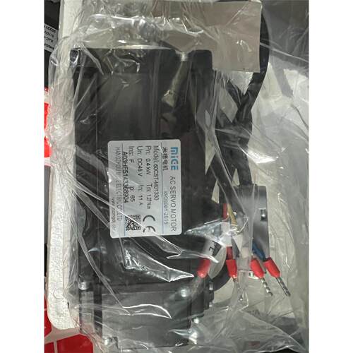 米格60CST-M01电机。全新