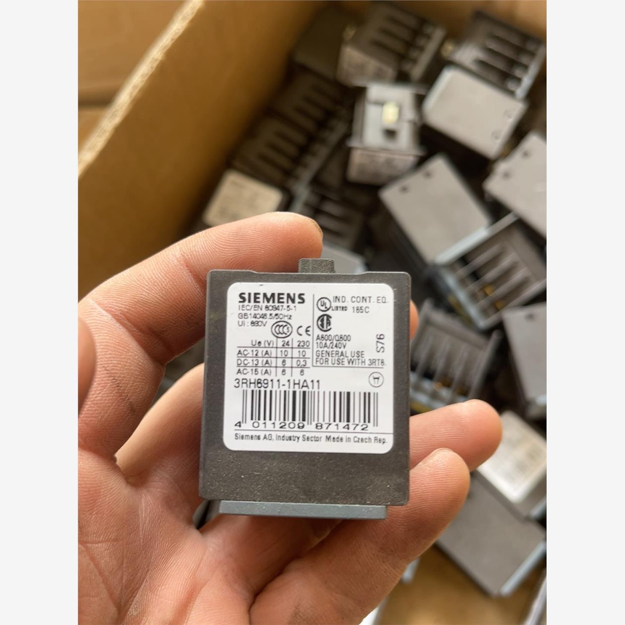 3rh6911-1ha11 全新库存现货正品 没有包装 看好的联议价