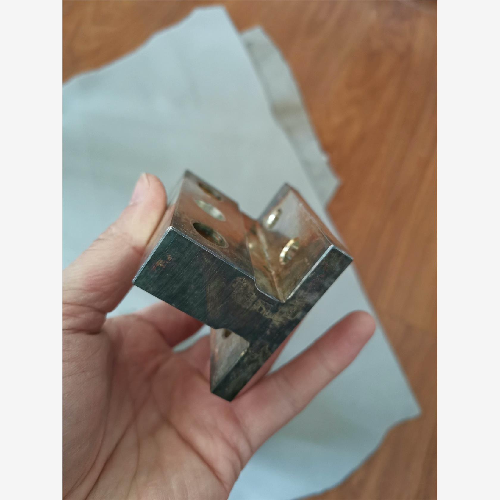 适用于施耐德MT MTZ2  MTE MVS 后接线,水平,议价