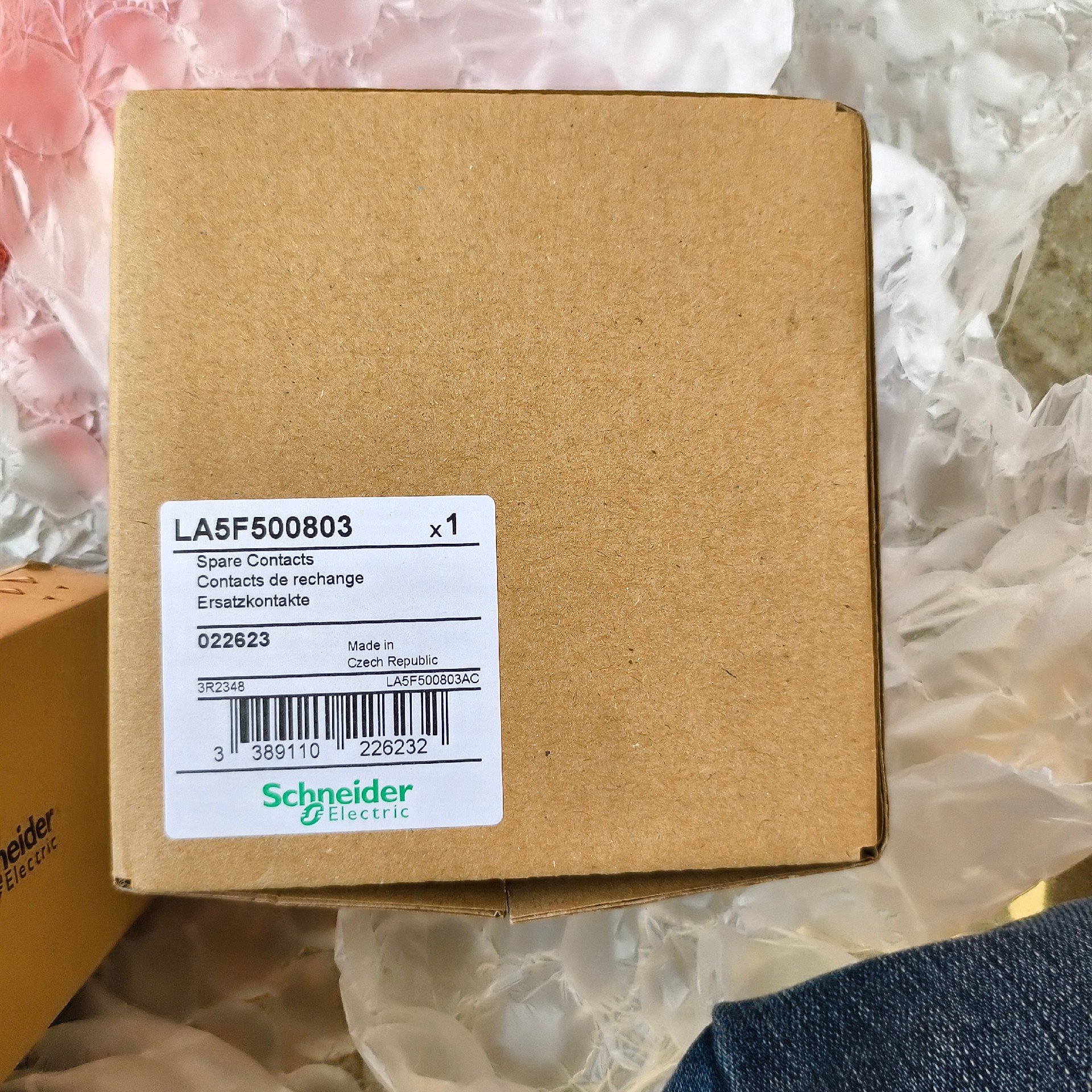 施耐德LA5F500803接触器触点，全新库存现货正品，数量1套议价
