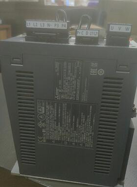 全新三菱伺服驱动器MR-J4-200A，2200元不议价。