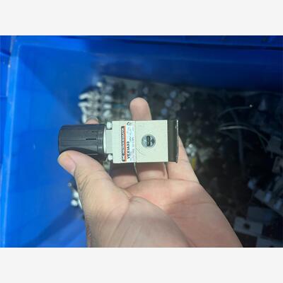 SMC调压阀VEX1A33成色漂亮，数量有限，有需要的老板联