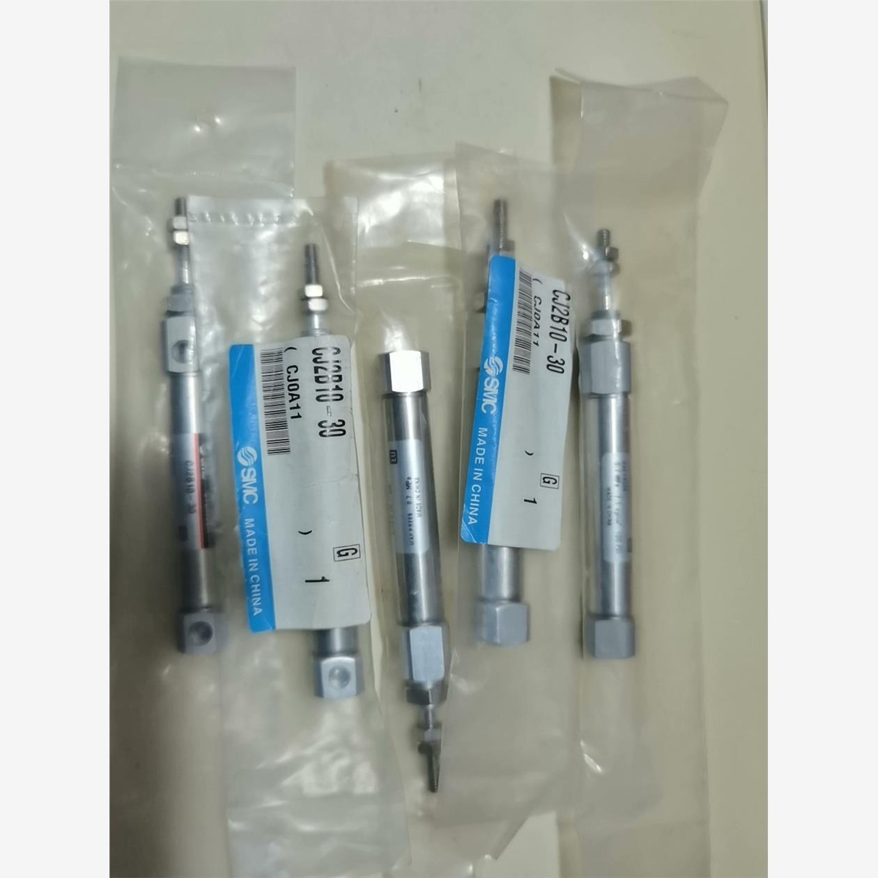 库存现货正品SMC气缸CJ2B10-30实图假货白送