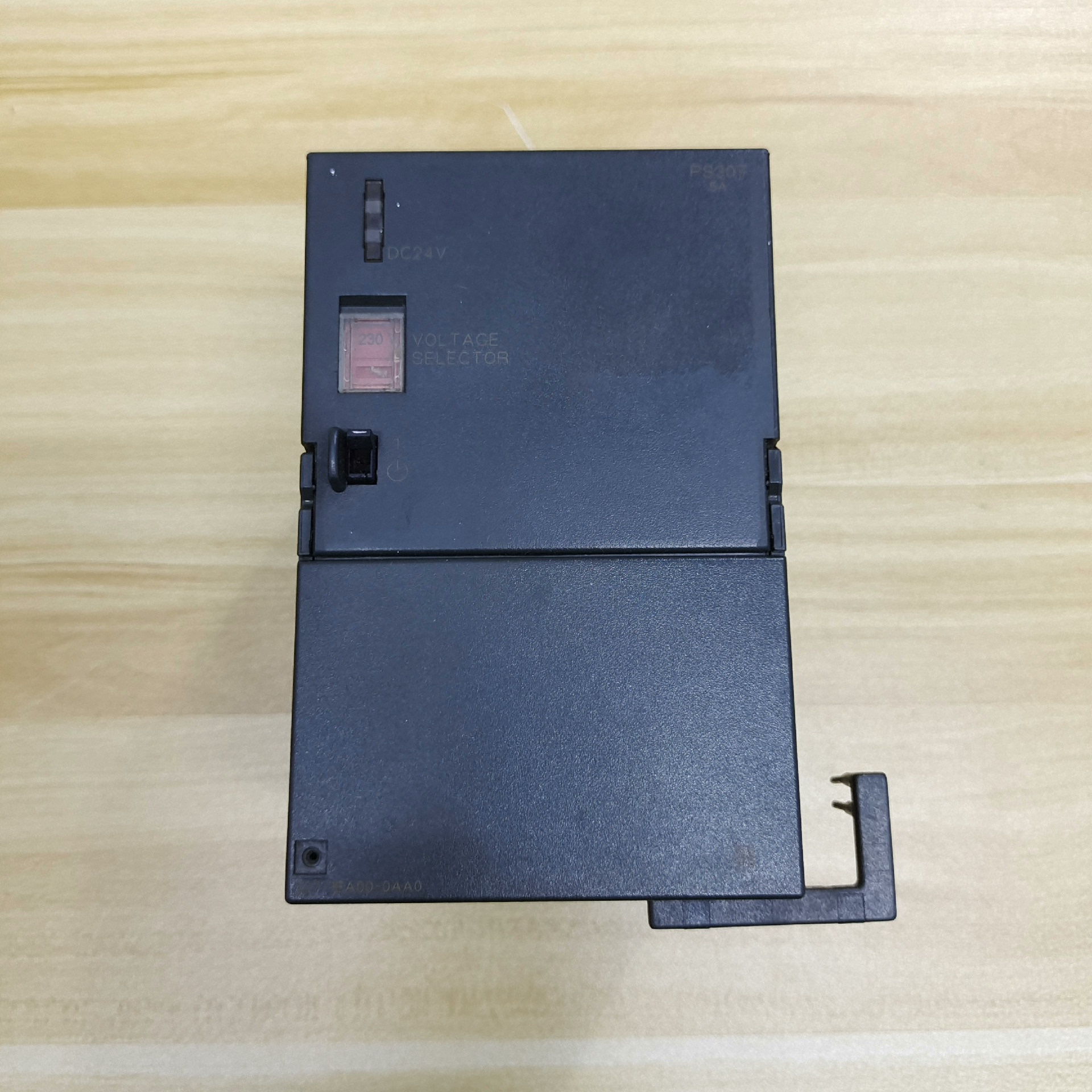 西门子6ES7307-1EA00-0AA0全新现货拆机已通电测试议价