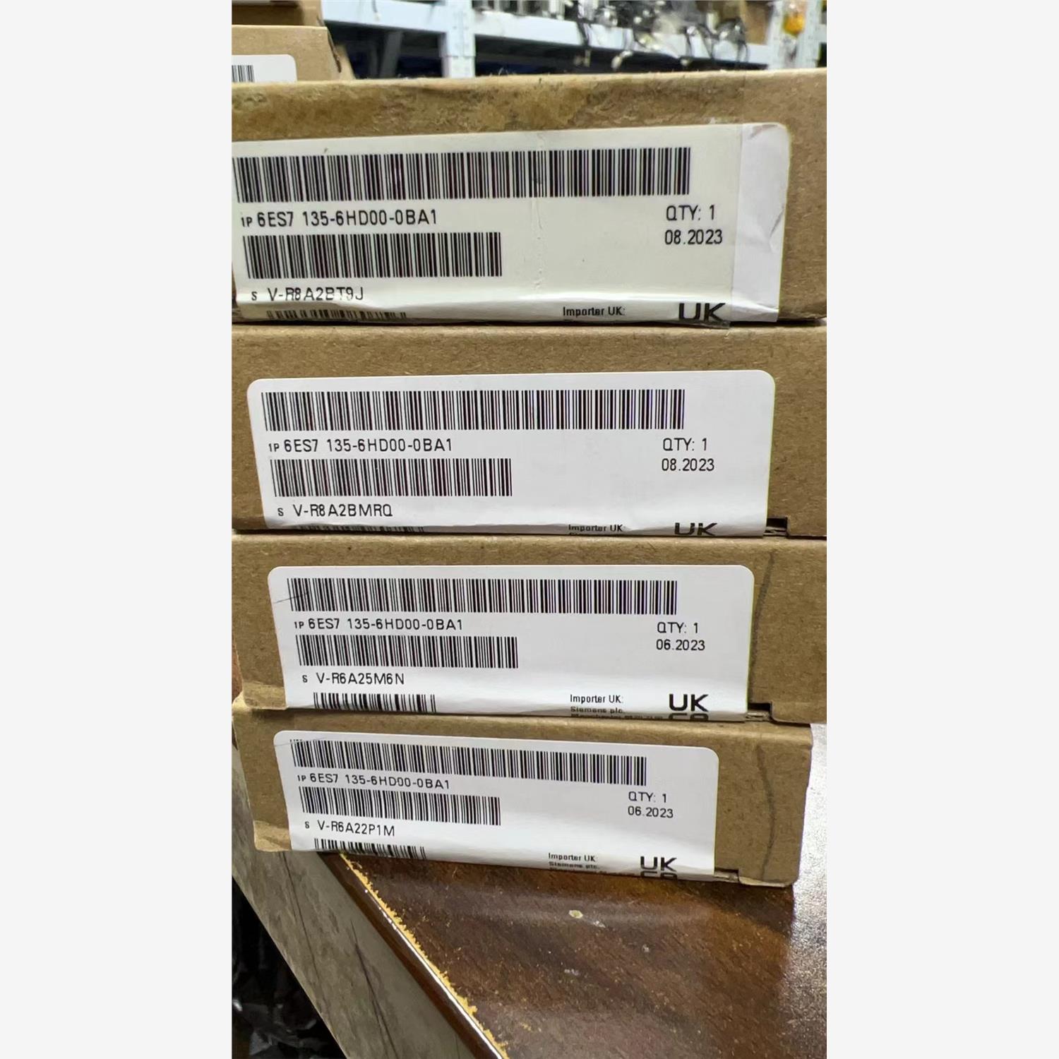 全新西门子135-6HD00-0BA1全新未开封 单价800
