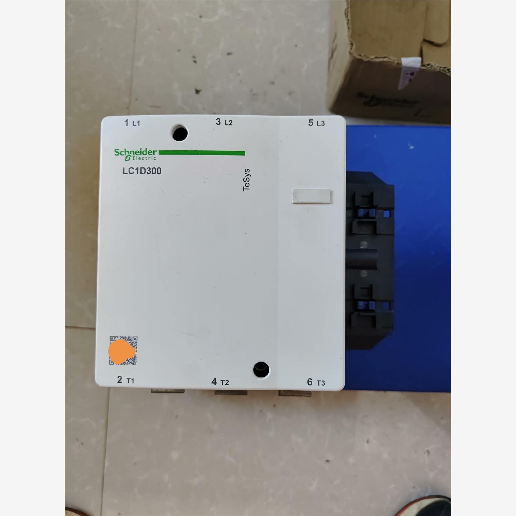 施耐德接触器LC1D300M7C，线圈220V，就试了一下，议价