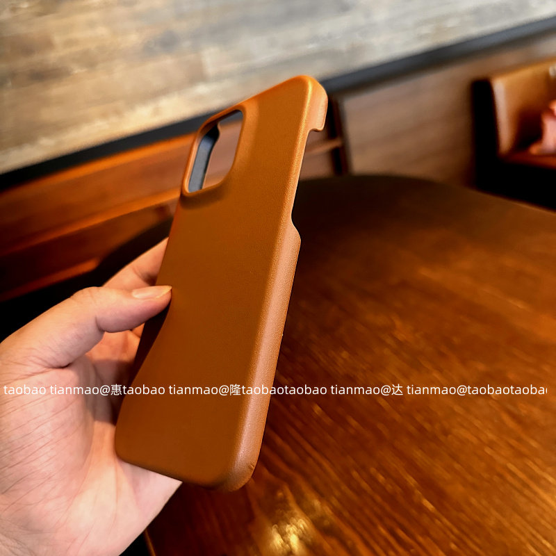 棕色素皮半包适用于iPhone14promax手机壳12 14皮套11硬壳商务半包高级感使用感如何?