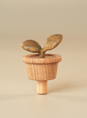 原上城原创设计实木配件园丁熊小盆栽磁吸冰箱贴