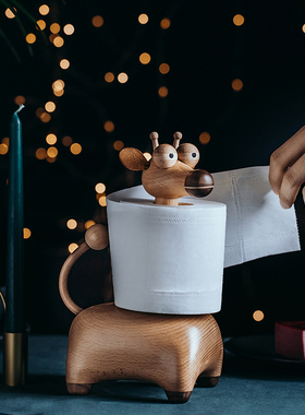 原创设计可爱装饰摆件长颈鹿实木厨房纸巾架乔迁温居礼物卷纸架