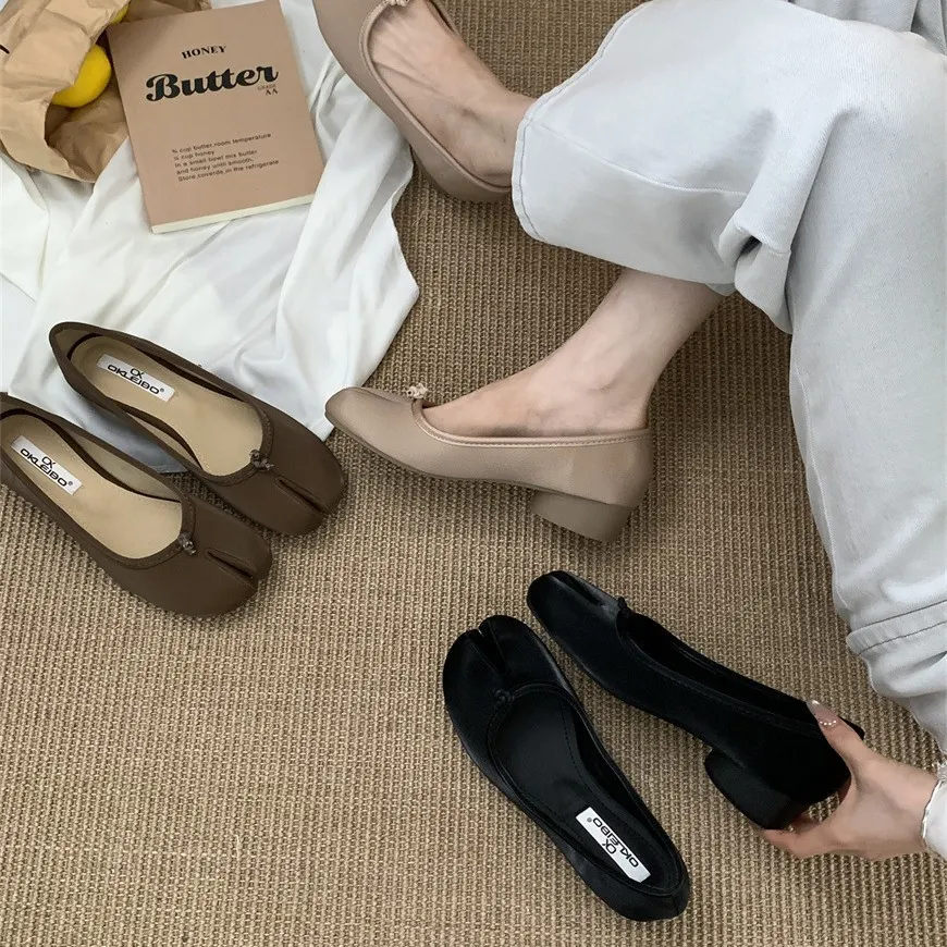 平底小众设计猪蹄鞋女鞋子2024年新款春季分趾猪脚单鞋韩版马蹄鞋
