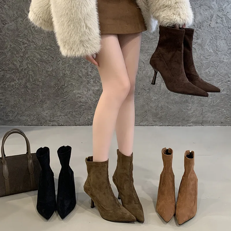 2025简约气质尖头短靴时尚百搭细跟靴子高跟纯色后拉链及踝靴