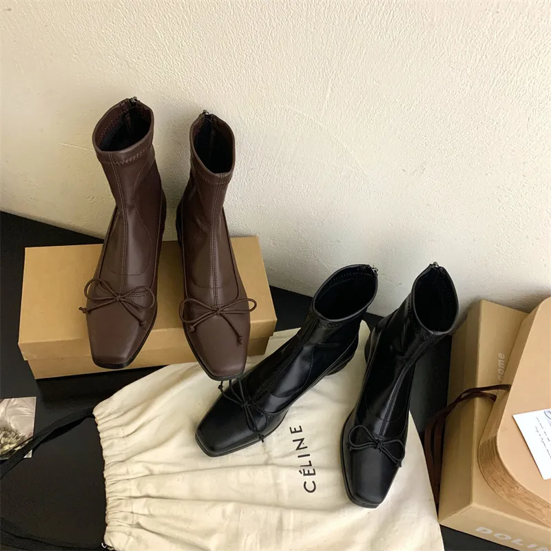 粗跟方头黑色马丁靴女鞋2023新款秋冬季软皮瘦瘦短靴韩系小踝靴子