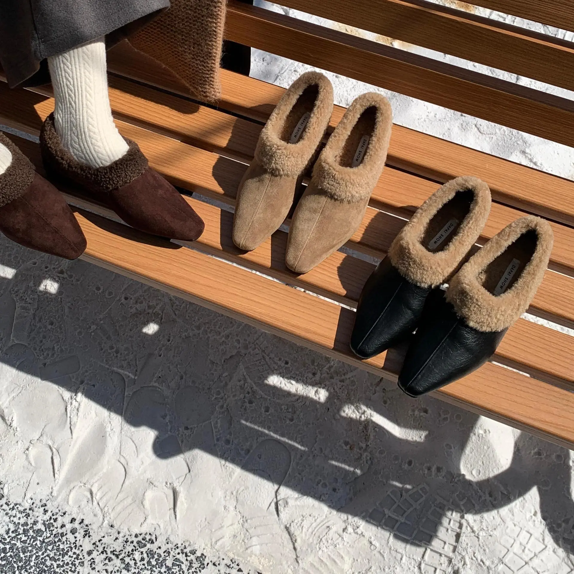 气质方头内增高复古单鞋2025秋冬新款加绒毛毛鞋女保暖棉鞋豆豆鞋