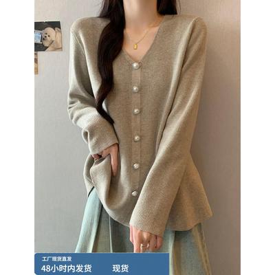 小香风V领长袖针织衫女秋冬大码胖mm高级感独特漂亮减龄打底上衣