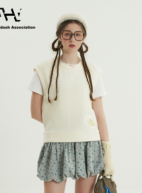 AHA爱侈艾·甜美休闲学院风25早春女短款针织马甲背心
