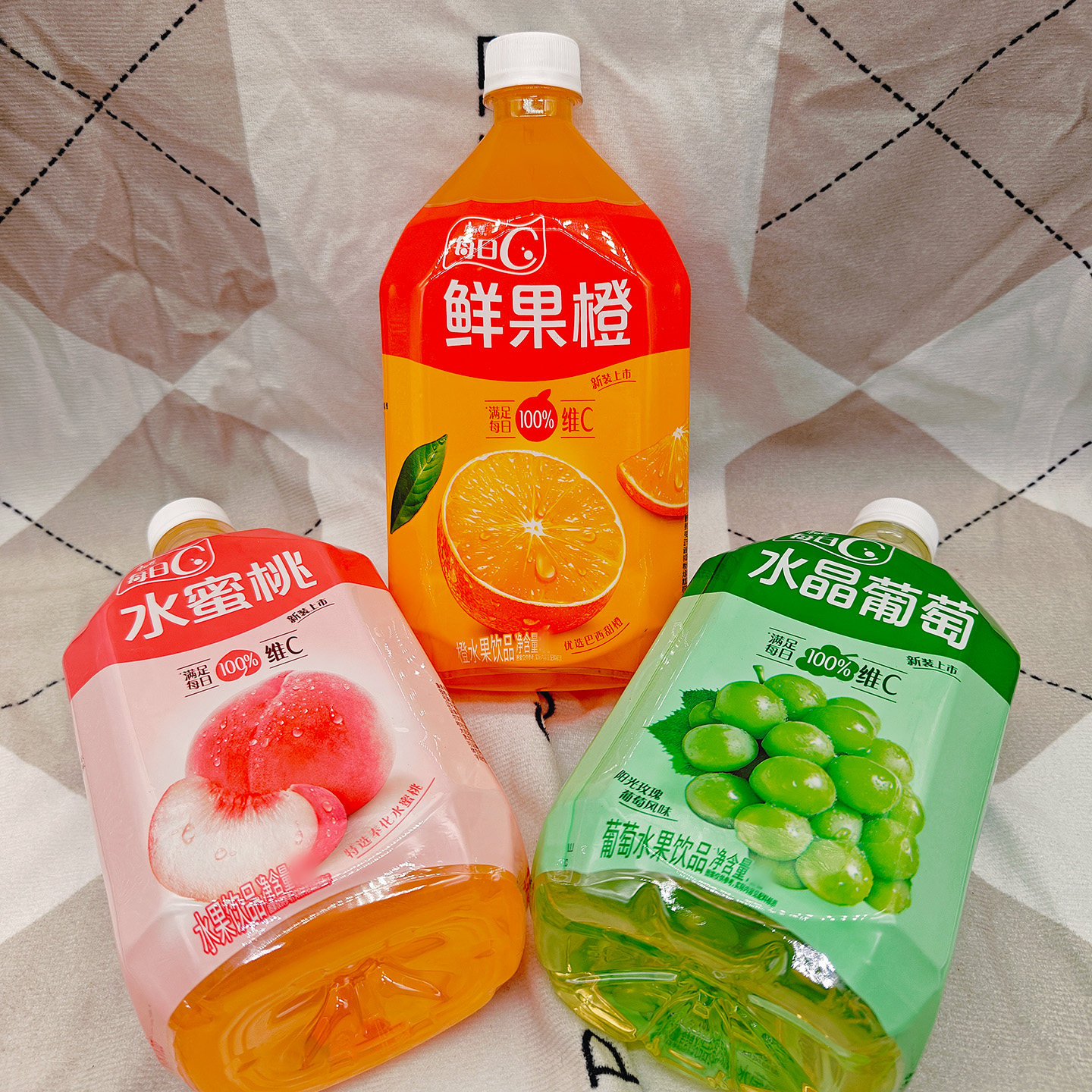 康师傅每日C鲜果橙水蜜桃葡萄味