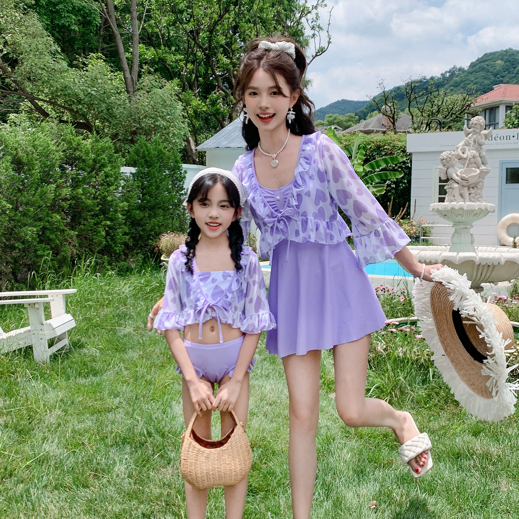 紫色绝美高颜值亲子泳衣母女洋气