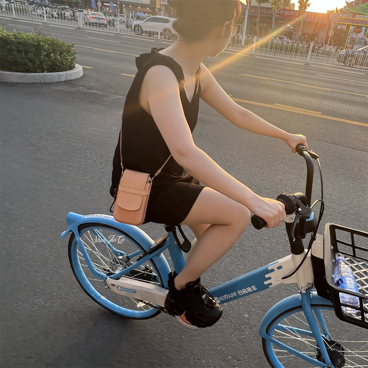 手工牛皮手机包保护套纯手缝加厚定型防摔手机斜挎塑型立体小包
