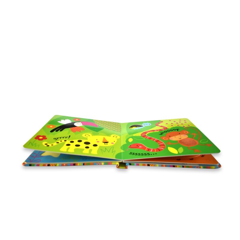 Touch and Feel Farm Book: Usborne Flip Book with Holes - Product image 4
