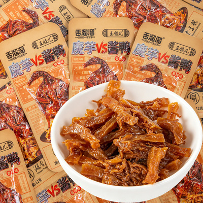 舌溜溜魔芋酱鸭香辣味辣条零食