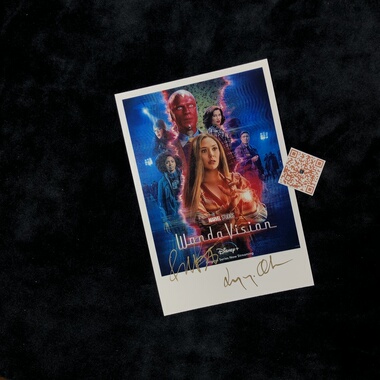 保罗贝坦尼Paul Bettany伊丽莎白奥尔森Elizabeth Olsen亲签照