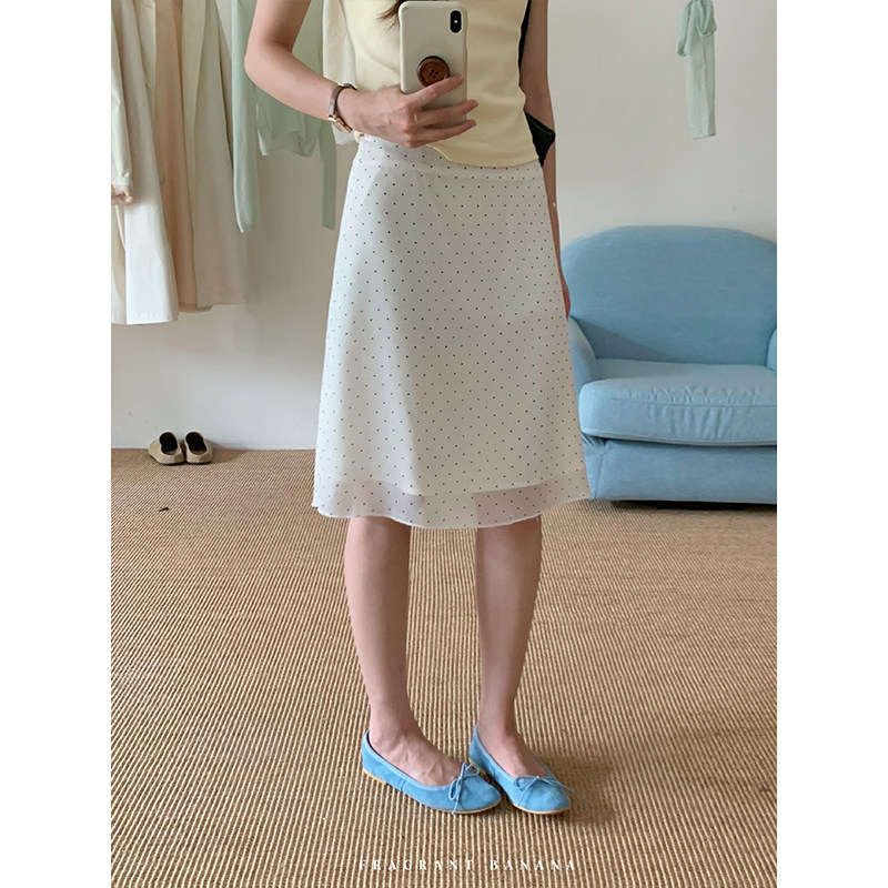 香香的蕉 韩系波点半身裙灵动百搭A字裙