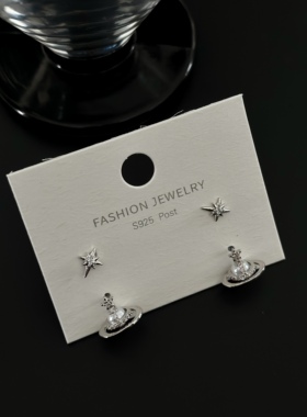 vogueess清冷感耳钉环套装土星立体小巧可爱配饰韩系小众设计时髦