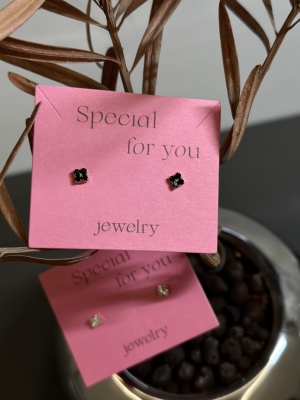 迷你四叶草小耳钉基础款