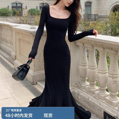 方领法式黑色针织连衣裙女秋装miu系步步生莲修身后妈包臀鱼尾裙