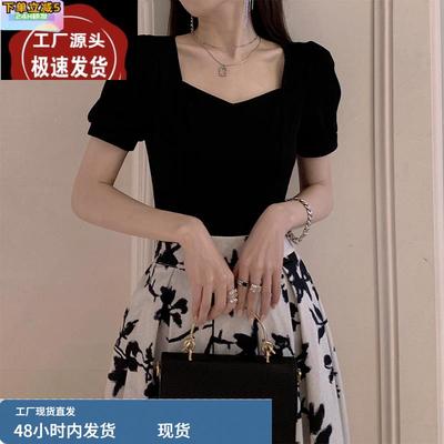 黑色法式短袖方领上衣女夏季25设计感小众心机露锁骨泡泡袖v领T恤