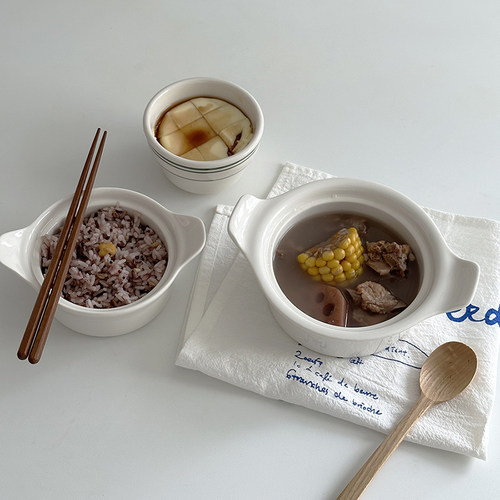 圆润可爱乳白色陶瓷双耳碗