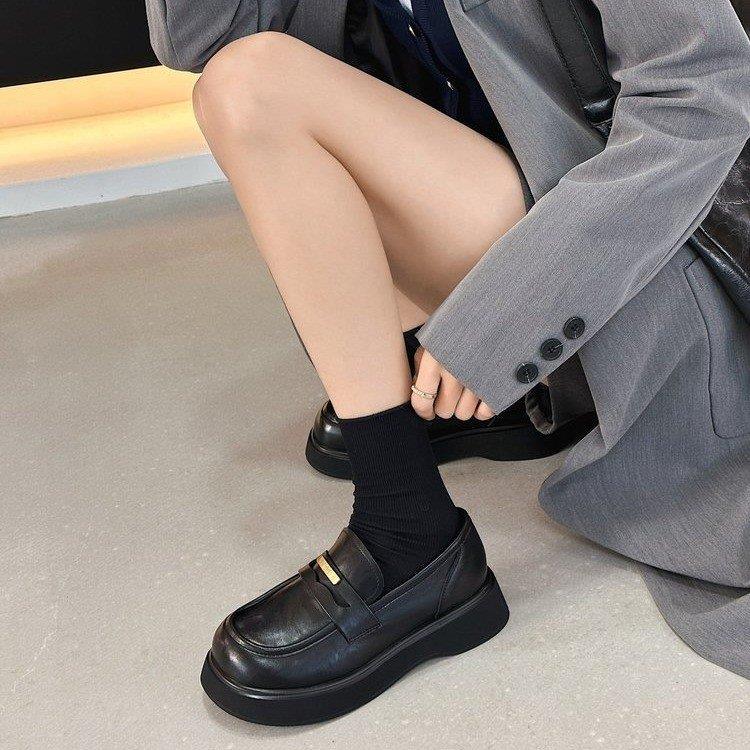 软皮轻便厚底乐福鞋女鞋2025秋季新款一脚蹬单鞋百搭配裙子小皮鞋