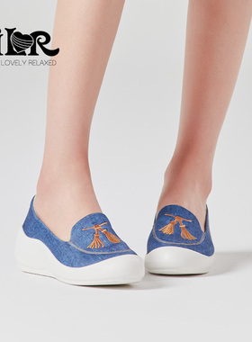 ILR因爱乐诗新款刺绣舒服乐福鞋女复古纯色休闲一脚蹬软底女鞋
