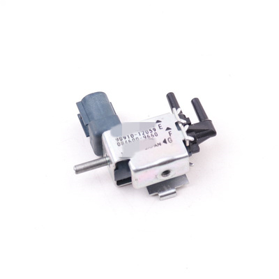 适用于第八代凯美瑞雷克萨斯ES亚州龙荣放前机脚胶真空开关