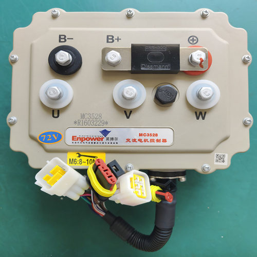 电动四轮车老年新款英博尔交流