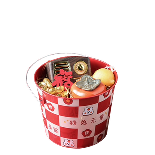 新年礼盒包装盒铁盒2023兔年创意手提抱抱桶饼干春节零食礼物铁桶