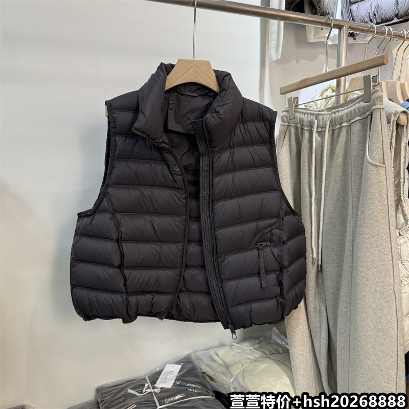 欧洲站2026冬季新款时尚百搭高领宽松纯色无袖开衫舒适羽绒马甲女