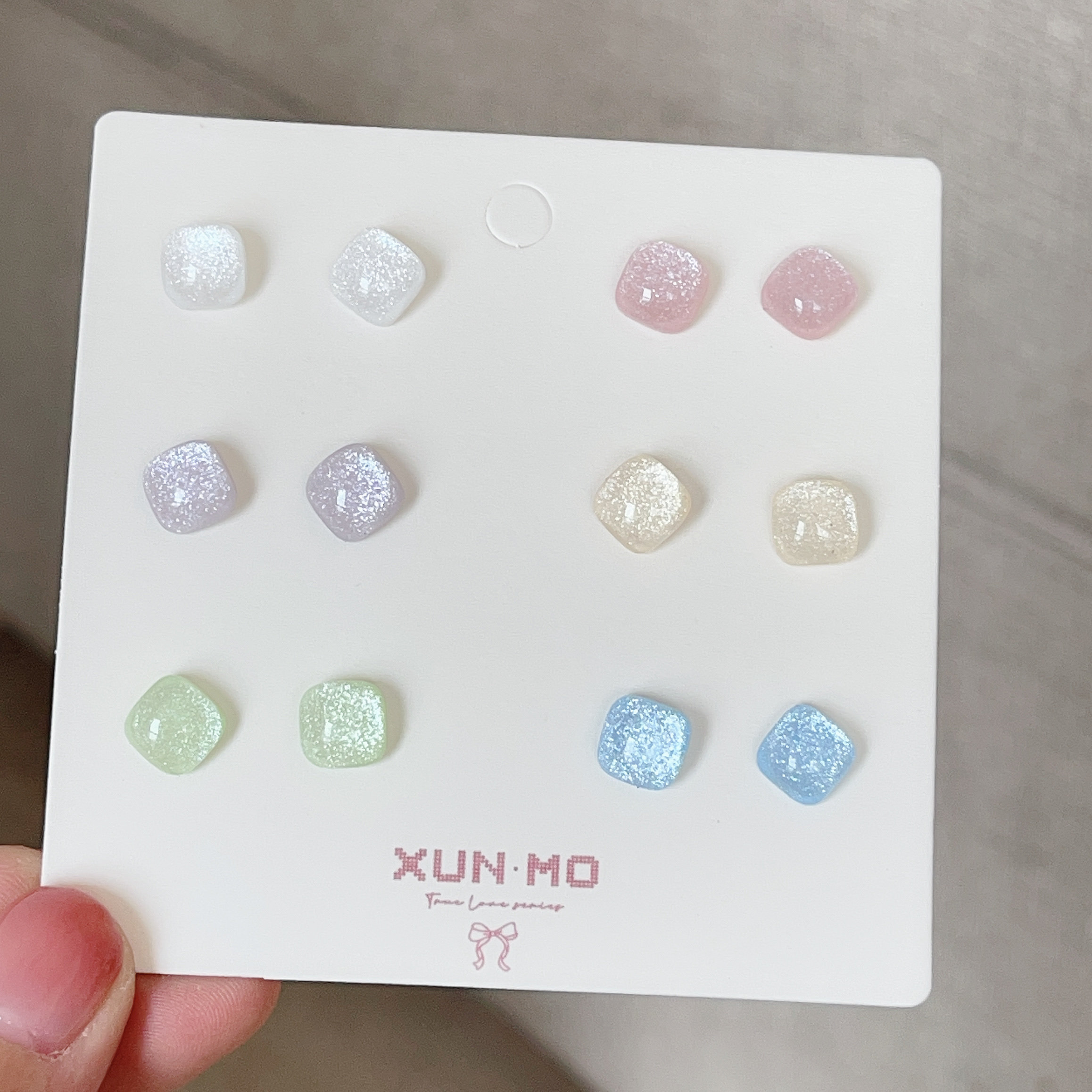 爆闪彩色小方糖耳钉耳骨钉套装精致小巧简约耳环百搭小众耳饰新款