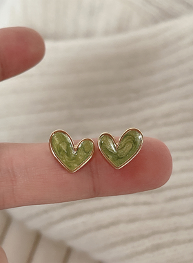 抹茶爱心小巧绿色耳钉精致小清新春夏耳饰油画感耳环女2024年新款