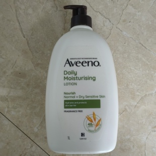 现货澳洲Aveeno Daily Moisturising Light Fragrance沐浴露 1L