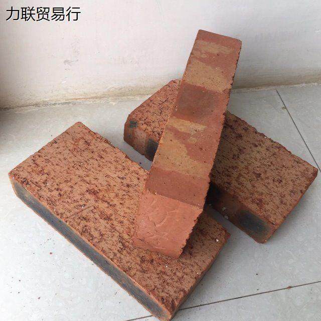 红砖板砖红泥砖砖窑烧制泥土砖传统砖窑烧制砖头纯红砖.